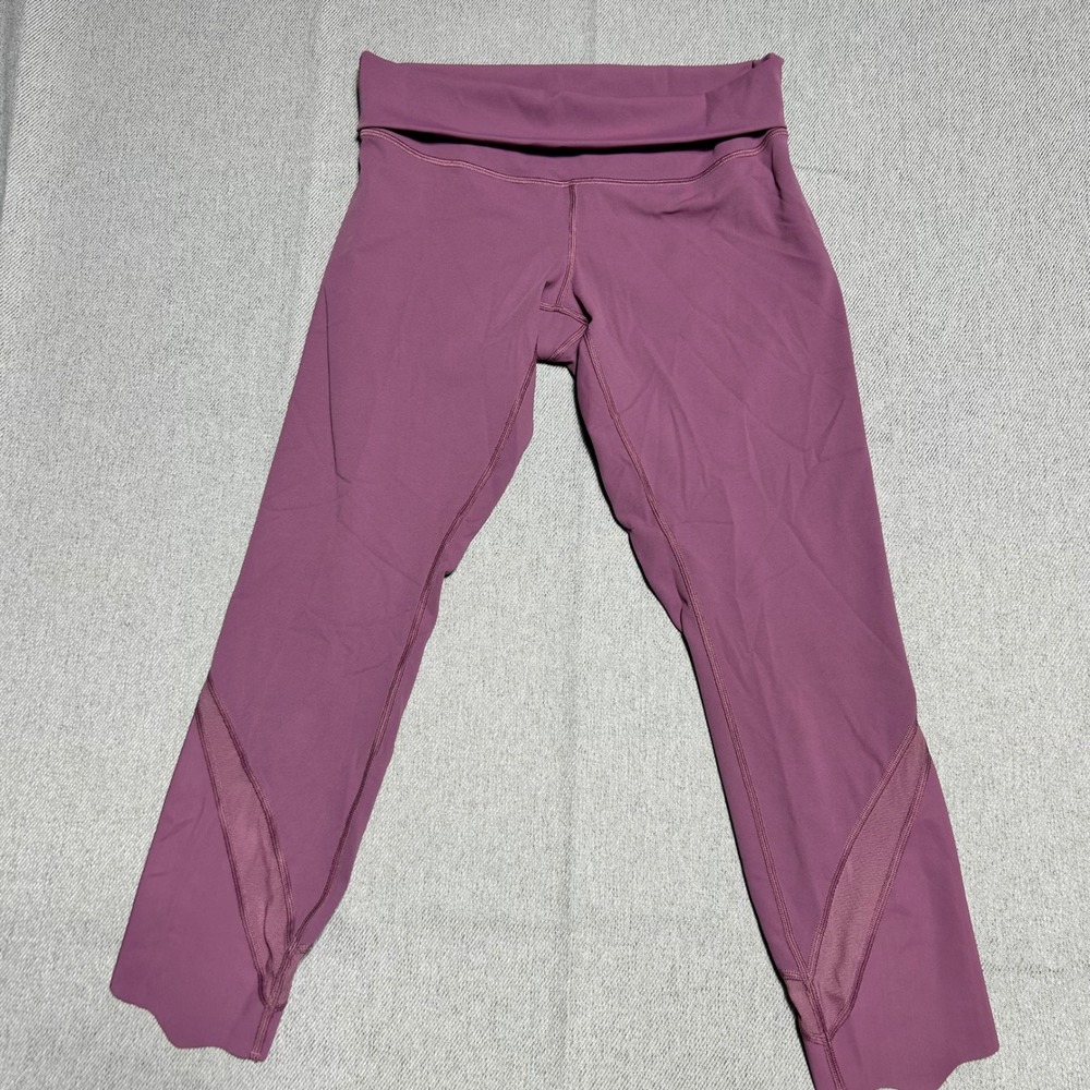 Lululemon Womens Scalloped Hem Mesh Panel Leggings 6 Plum Purple High Rise Crop